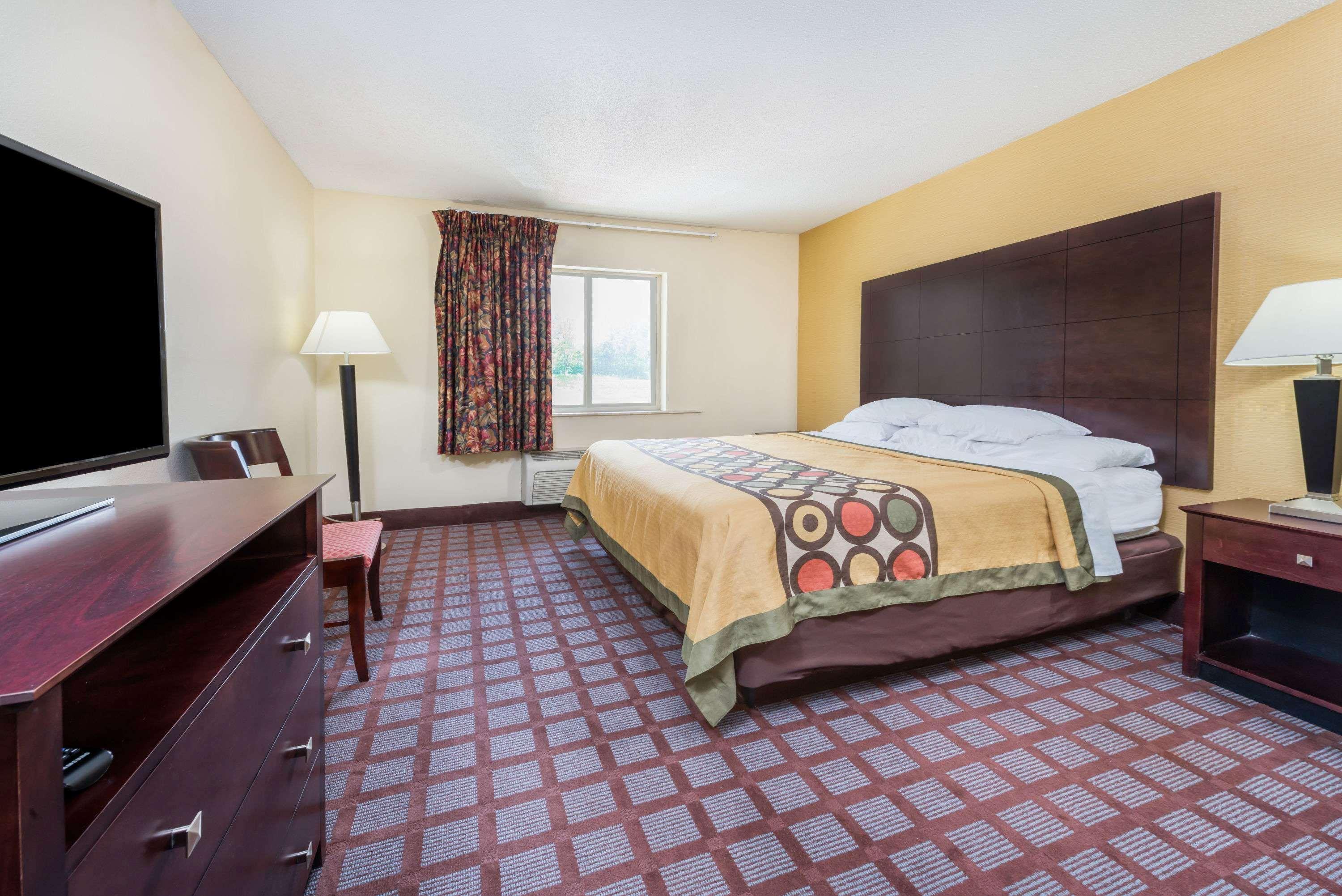 Super 8 By Wyndham Bloomington University Area Εξωτερικό φωτογραφία